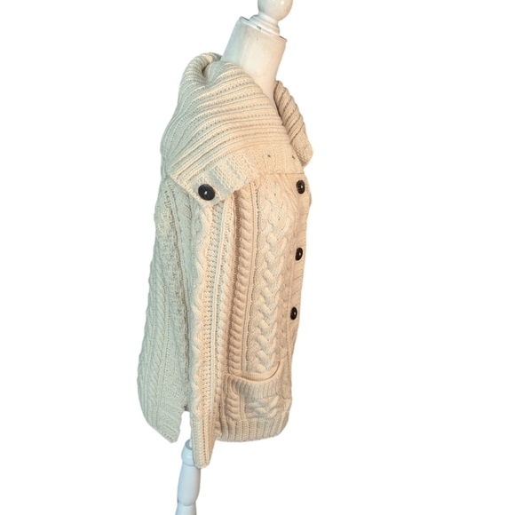 Carraigdonn Irish made Chunky cream merino wool knit shawl collar cardigan sz S - Picture 3 of 9
